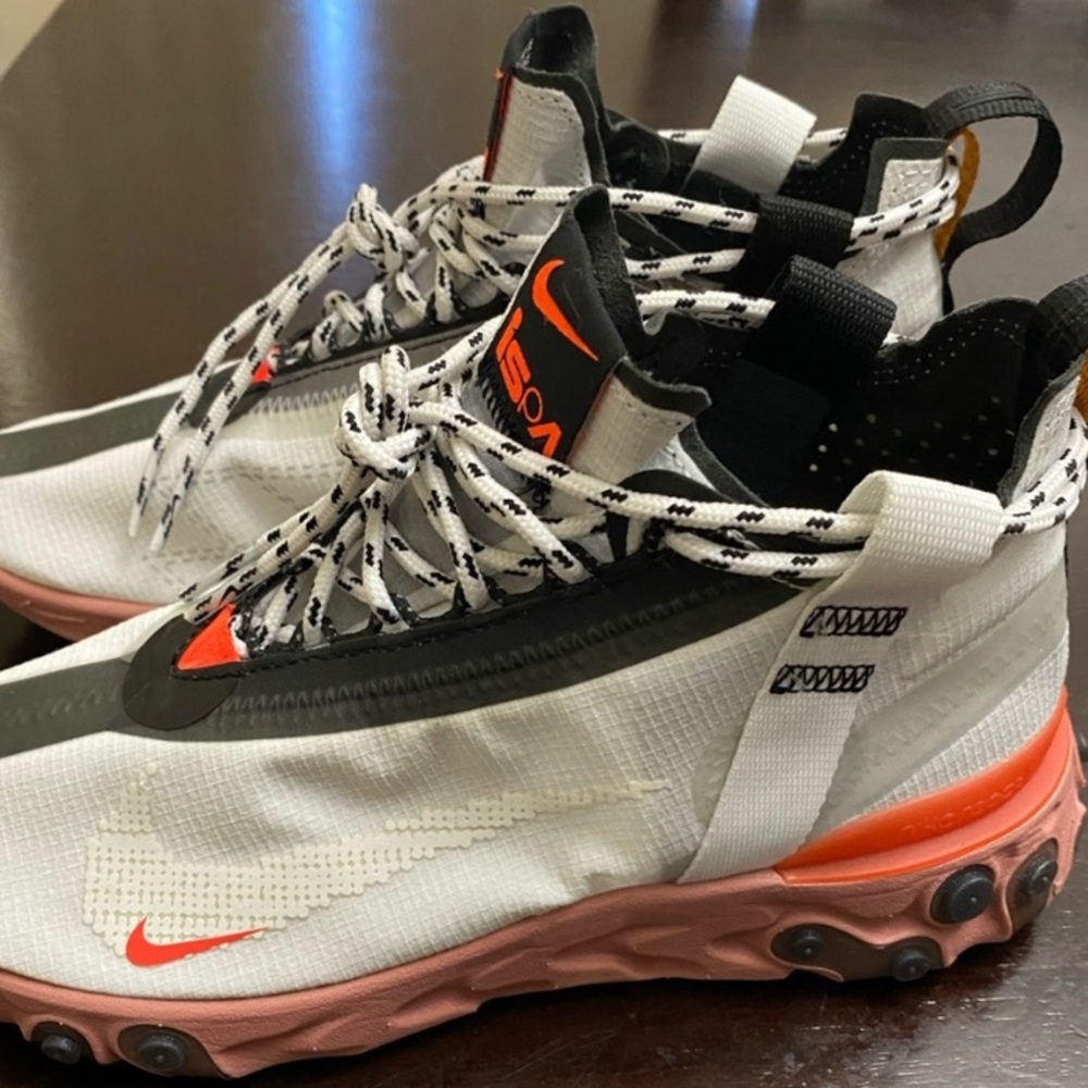 Women’s Nike React Runner “Summit White”